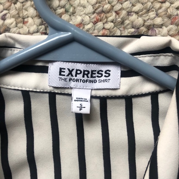 Express button up - Picture 2 of 3